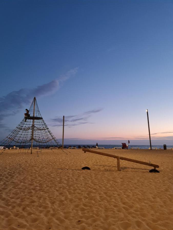 Front Beach Costa Caparica Lisbon Costa da Caparica Exterior foto