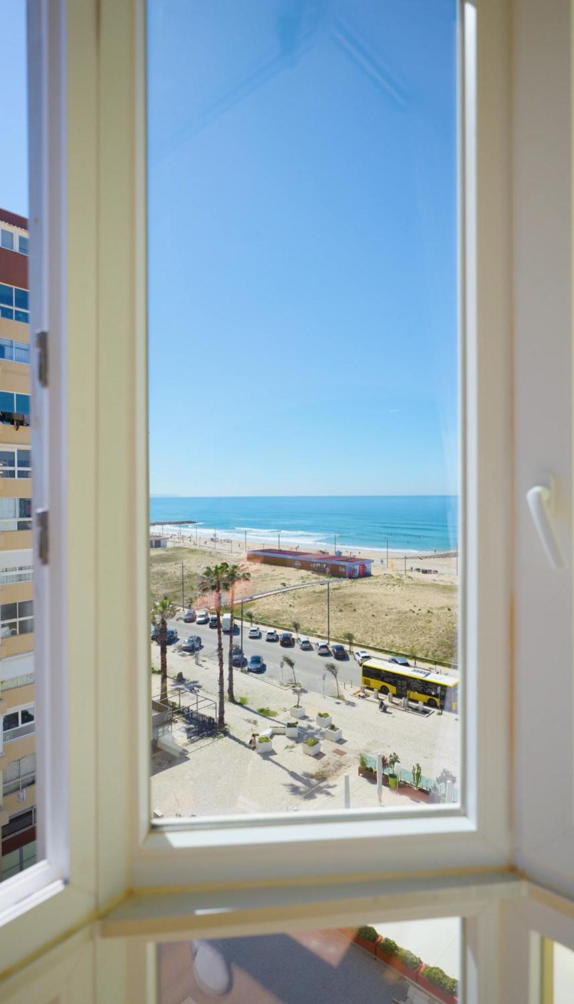 Front Beach Costa Caparica Lisbon Costa da Caparica Exterior foto